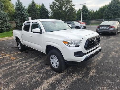 2022 Toyota Tacoma SR