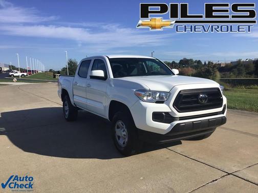 2022 Toyota Tacoma SR