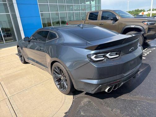 Shadow Gray Metallic 2022 Chevrolet Camaro RWD Coupe LT1