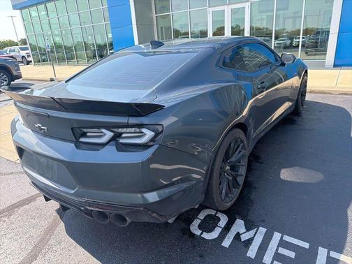 Shadow Gray Metallic 2022 Chevrolet Camaro RWD Coupe LT1