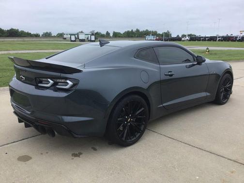 Shadow Gray Metallic 2022 Chevrolet Camaro RWD Coupe LT1