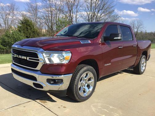 Delmonico Red Pearlcoat 2019 RAM 1500 Big Horn