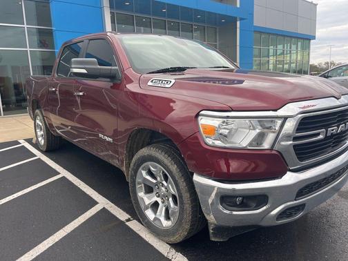 Delmonico Red Pearlcoat 2019 RAM 1500 Big Horn