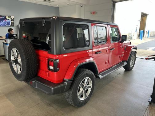 2022 Jeep Wrangler Unlimited Sahara