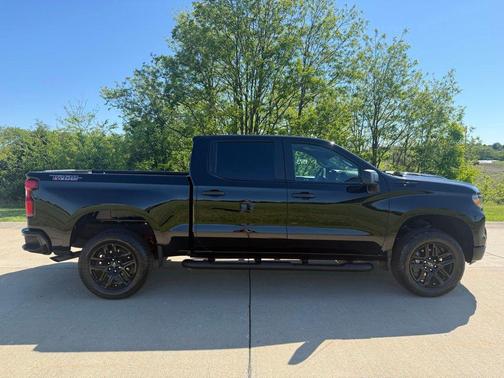 Black 2024 Chevrolet Silverado 1500 Custom Trail Boss