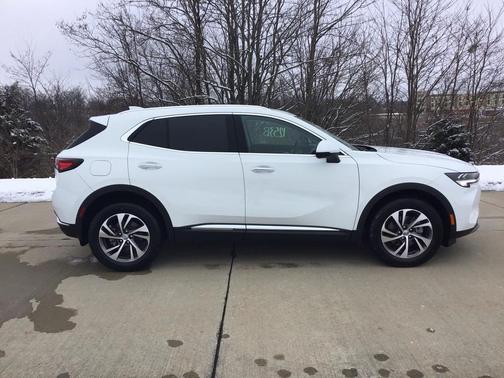 2022 Buick Envision FWD Essence