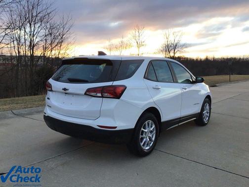 2024 Chevrolet Equinox LS