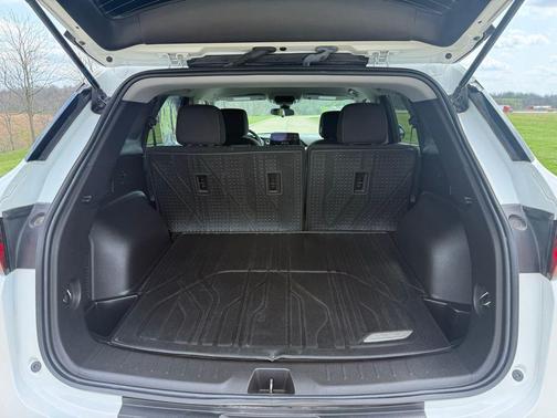 Summit White 2023 Chevrolet Blazer 2LT