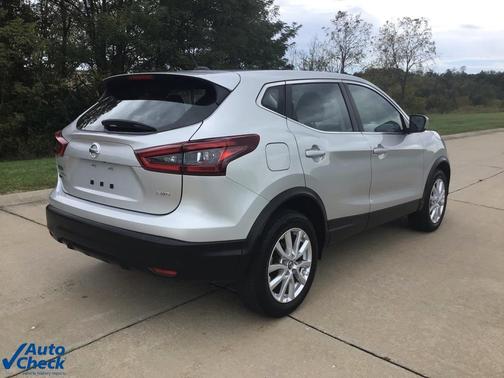 2022 Nissan Rogue Sport S