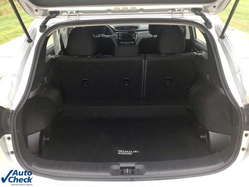 2022 Nissan Rogue Sport S