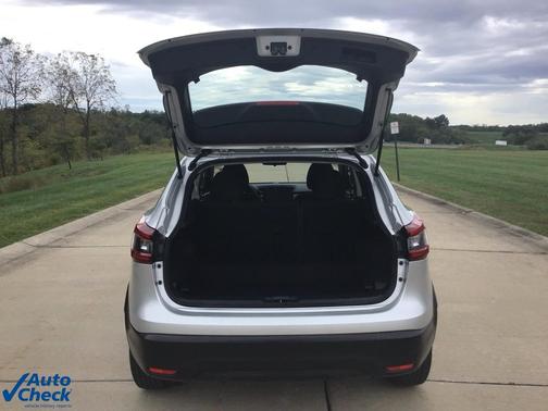 2022 Nissan Rogue Sport S