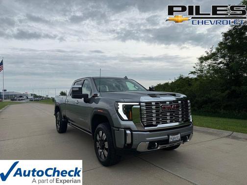 Sterling Metallic 2025 GMC Sierra 2500 Denali