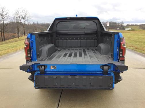 2025 Chevrolet Silverado EV RST