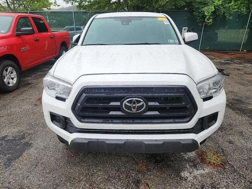 2022 Toyota Tacoma SR