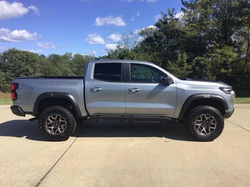 2025 Chevrolet Colorado ZR2