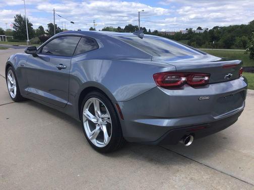 Satin Steel Metallic 2021 Chevrolet Camaro RWD Coupe LT1