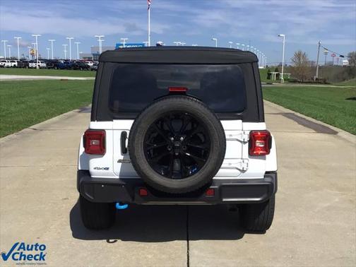 2022 Jeep Wrangler Unlimited 4xe Sahara
