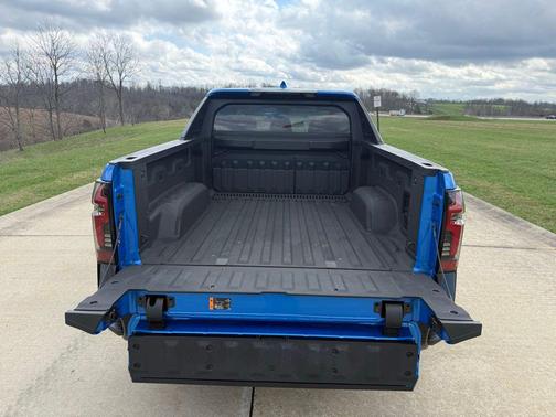 Riptide Blue 2025 Chevrolet Silverado EV RST