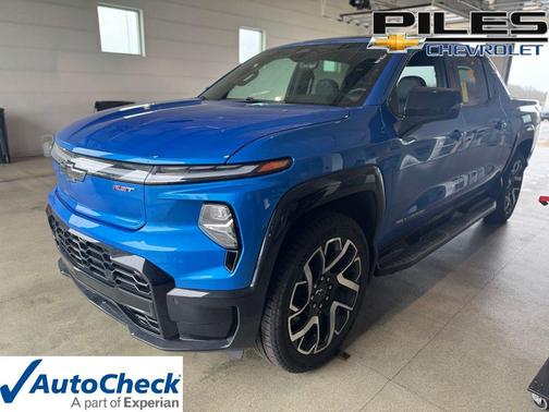 2025 Chevrolet Silverado EV RST