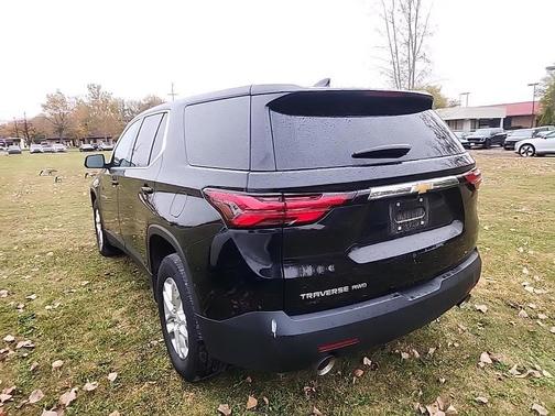 2023 Chevrolet Traverse LS