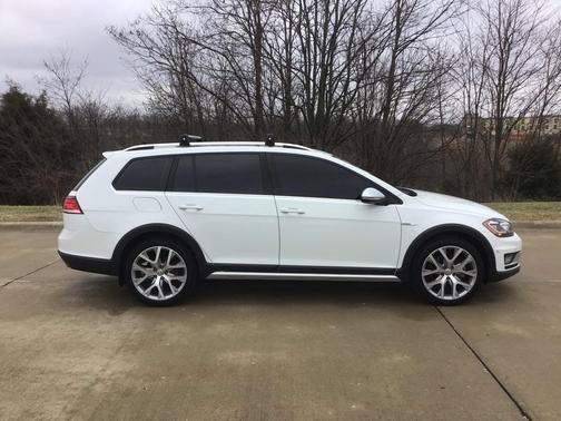 2019 Volkswagen Golf Alltrack TSI S