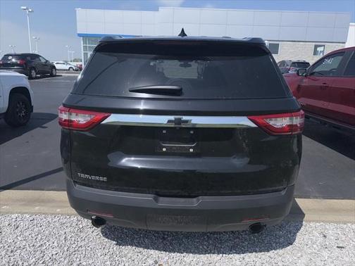 2021 Chevrolet Traverse LS
