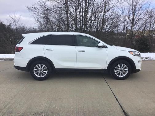 2020 Kia Sorento LX