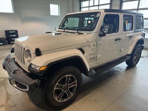 2023 Jeep Wrangler 4-Door Sahara 4x4