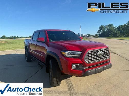 Barcelona Red Metallic 2020 Toyota Tacoma TRD Off Road
