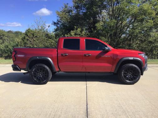 2024 Chevrolet Colorado Trail Boss