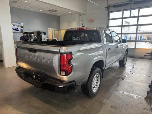 2024 Chevrolet Colorado WT