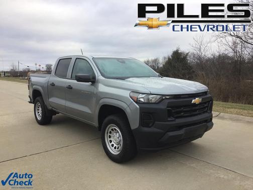 2024 Chevrolet Colorado WT