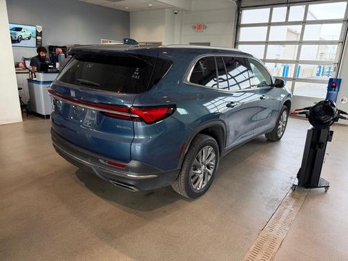 2025 Buick Enclave Preferred FWD