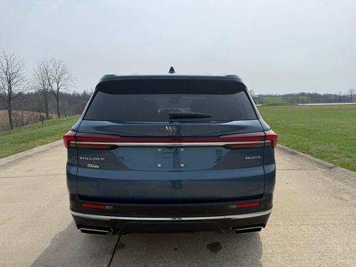 2025 Buick Enclave Preferred FWD