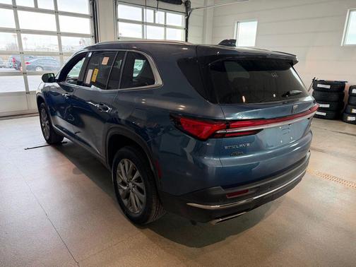 2025 Buick Enclave Preferred FWD