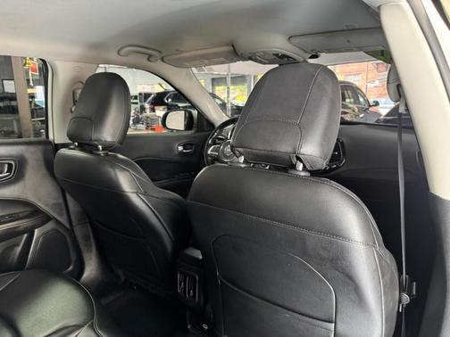White 2021 Jeep Compass Limited
