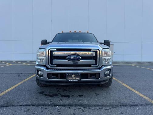 Silver 2015 Ford F-350 Lariat Super Duty