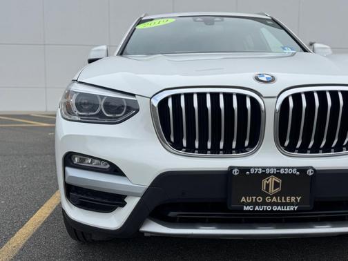 White 2019 BMW X3 xDrive30i