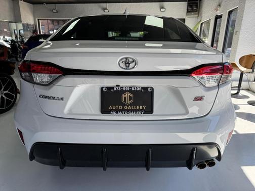 White 2023 Toyota Corolla SE