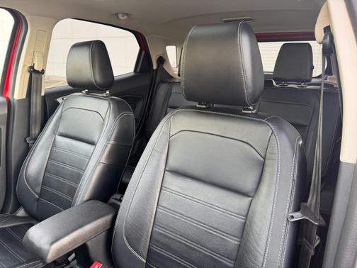 Red 2019 Ford EcoSport Titanium