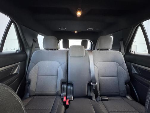 Black 2019 Ford Explorer XLT