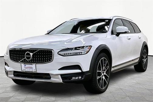 2020 Volvo V90 Cross Country T6