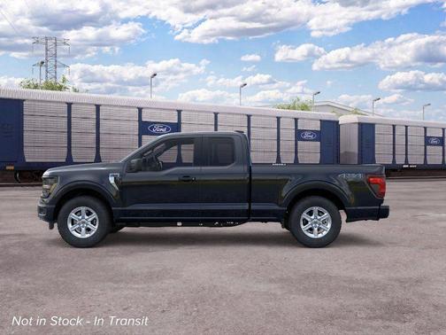 Agate Black Metallic 2026 Ford F-150 XLT