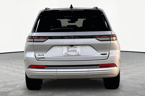 2026 Jeep Grand Cherokee Summit