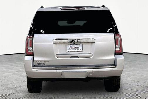 Quicksilver Metallic 2018 GMC Yukon Denali