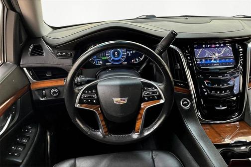 2016 Cadillac Escalade Luxury