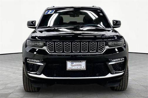 2022 Jeep Grand Cherokee Summit