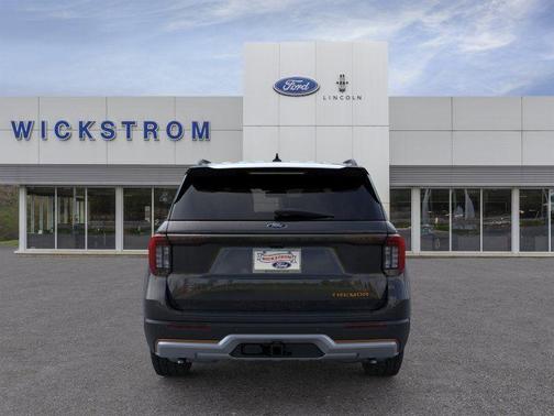 Agate Black Metallic 2026 Ford Explorer Tremor