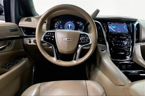 2018 Cadillac Escalade Platinum