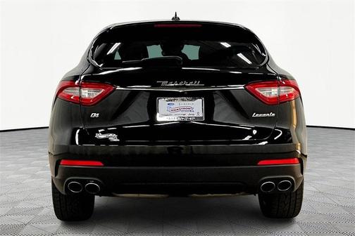 2017 Maserati Levante Base